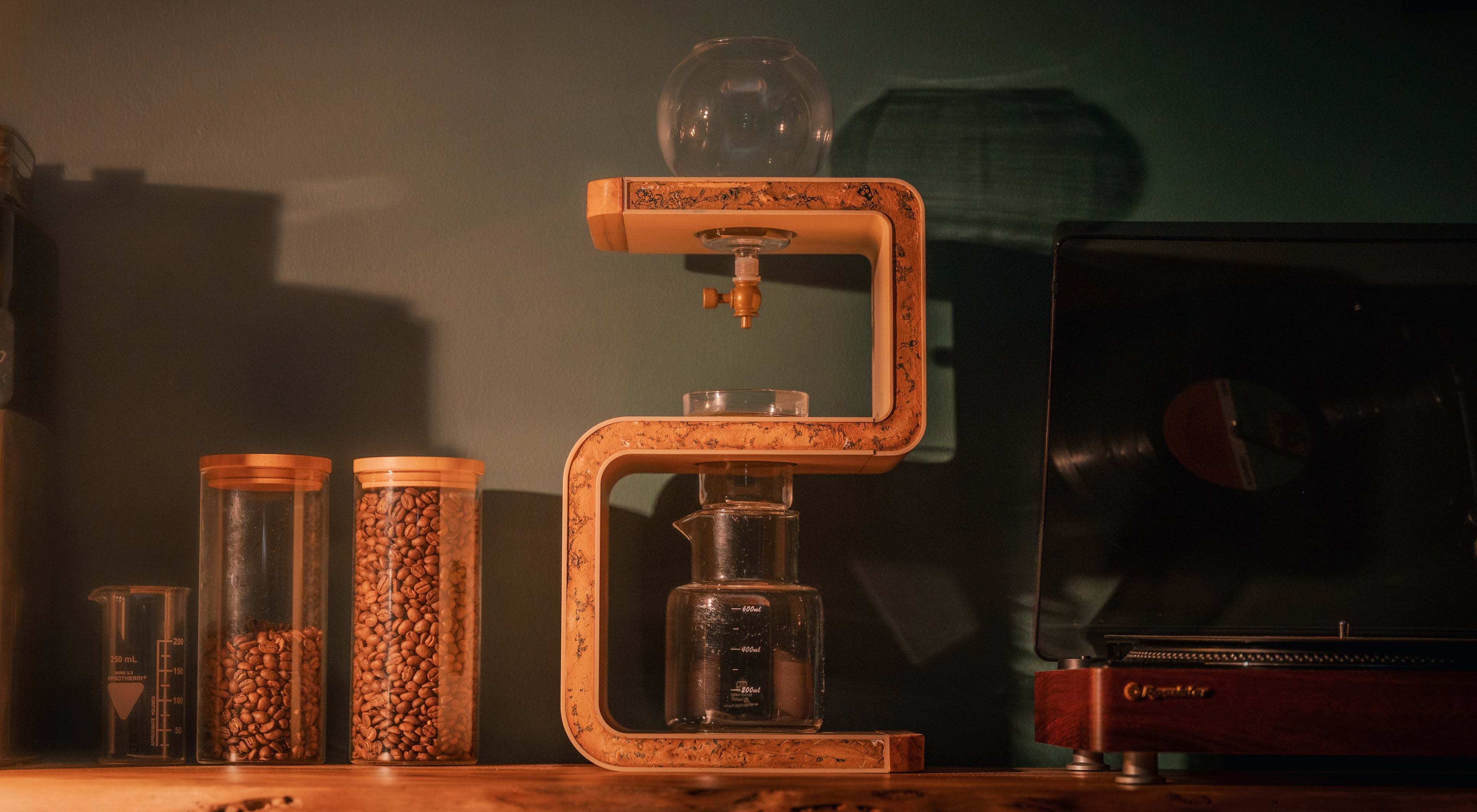 GRAVITY- Ivory Cream (Cold Brew Coffee Machine )